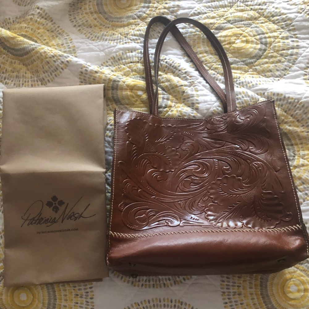Patricia Nash bag..size approx 12.5” by 13”